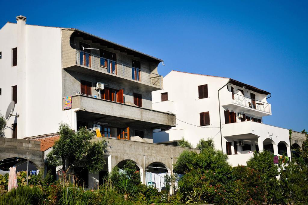 Apartments Adrialuka Dubrava  Luaran gambar